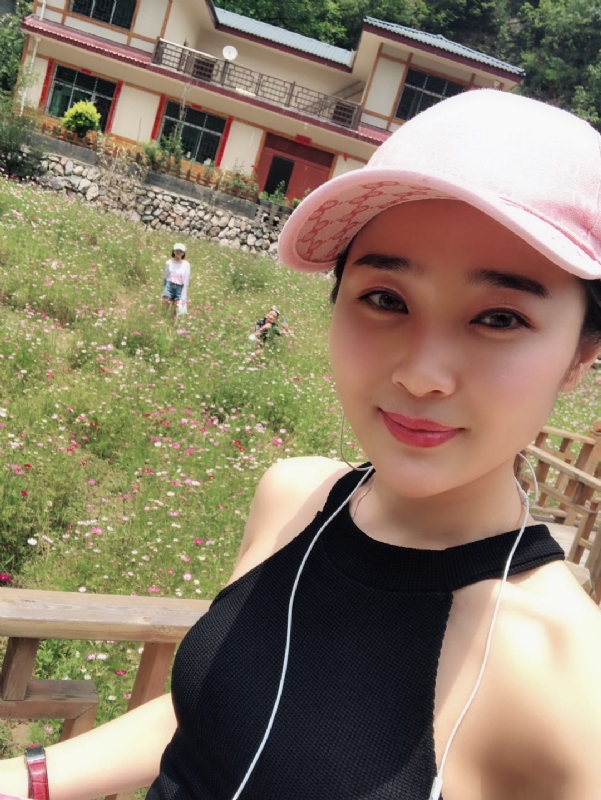 诗琪的第二张照片--西安交友中心