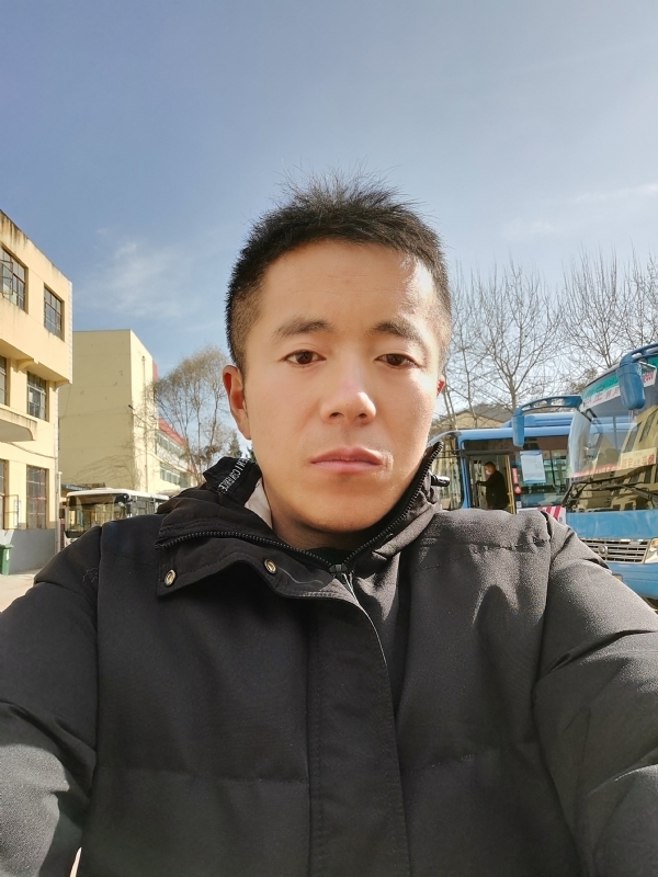 孤独的云的第二张照片--西安交友中心